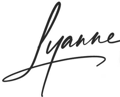 Firma de Lyanne Velázquez